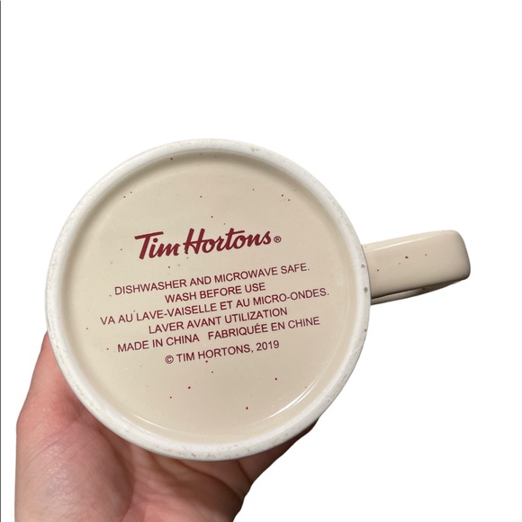 Tim Hortons Moose Forest 2019 collector cup/ mug - Picture 4 of 4